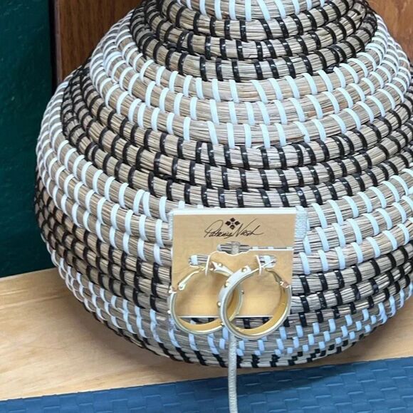 NWT Patricia Nash Cream & Gold Studded Earrings #PNER - Picture 6 of 6